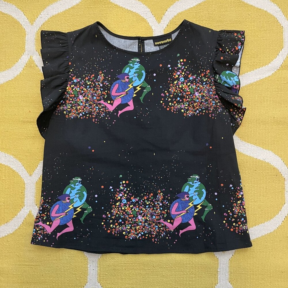 Nooworks Cosmic Ladies Ruffle top xl